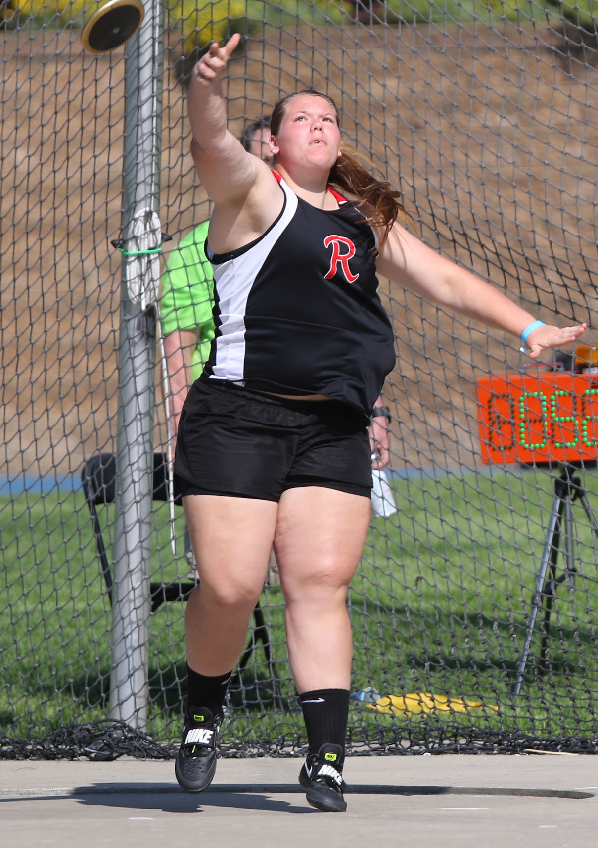 State Track Fri 16